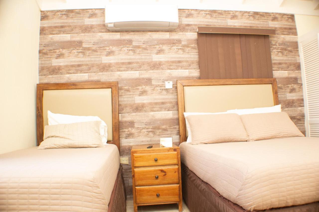 The Vista Inn Фалмът Екстериор снимка